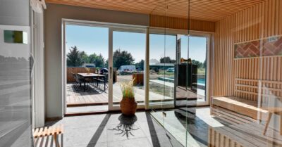 Nybyg med sauna og swimmingpool i Blåvand. Billede udlånt af Feriepartner Blåvand.|Sauna med Himalaya Saltsten, infrarøde paneler og Saunum ovn. Dampbad på bagside. Billede udlånt af Feriepartner Blåvand.|Sauna med Himalaya Saltsten, infrarøde paneler og Saunum ovn. Dampbad på bagside. Billede udlånt af Feriepartner Blåvand.|Nybyg med sauna og swimmingpool i Blåvand. Billede udlånt af Feriepartner Blåvand.|Teknik rum i nybygget sommerhus med swimmingpool.|MaXXwell Laidback udespa beregnet til udlejningshus. Billede udlånt af Feriepartner Blåvand.|Levering af PP-pool med skimmer|Levering af PP-pool med skimmer|Opbygning af Pooldecks terrasseoverdækning|Opbygning af Pooldecks terrasseoverdækning|Nybyg med sauna og swimmingpool i Blåvand. Billede udlånt af Feriepartner Blåvand.|Nybyg med sauna og swimmingpool i Blåvand. Billede udlånt af Feriepartner Blåvand.|Sauna med Himalaya Saltsten, infrarøde paneler og Saunum ovn. Dampbad på bagside. Billede udlånt af Feriepartner Blåvand.|Sauna med Himalaya Saltsten, infrarøde paneler og Saunum ovn. Dampbad på bagside. Billede udlånt af Feriepartner Blåvand.|Saunum saunaovn. Billede udlånt af Feriepartner Blåvand.|Nybyg med sauna og swimmingpool i Blåvand. Billede udlånt af Feriepartner Blåvand.|MaXXwell Laidback udespa beregnet til udlejningshus. Billede udlånt af Feriepartner Blåvand.